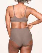 Load image into Gallery viewer, nueskin Cora Scoop-Neck Shelf Bra in color Bracken and shape bralette
