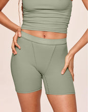 Load image into Gallery viewer, nueskin Hena Rib Cotton Shorts in color Tea and shape shortie
