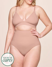 Load image into Gallery viewer, nueskin Elodie High-Compression High-Waist Thong in color Rose Cloud and shape thong
