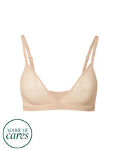 Load image into Gallery viewer, nueskin Viktoria Mesh Wireless Triangle Bralette in color Appleblossom and shape bralette
