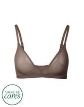 Load image into Gallery viewer, nueskin Viktoria Mesh Wireless Triangle Bralette in color Bracken and shape bralette
