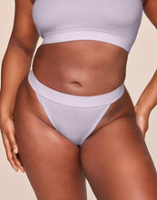 Load image into Gallery viewer, nueskin Tess in color Orchid Hush and shape thong
